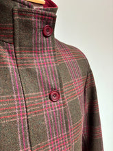 Načíst obrázek do prohlížeče Galerie, Chrysalis The Hampton manteau femme en tweed Anglais en laine vierge Taille 36 Made in England
