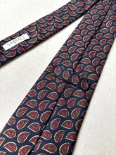 Load image into Gallery viewer, Drake's cravate paisley marine Made in England
