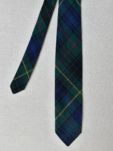Charger l&#39;image dans la galerie, Cravate vintage tartan en pure laine
