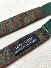 Charger l'image dans la galerie, Noeud papillon paisley vert vintage en soie Made in France
