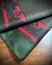 Carica l'immagine nel visualizzatore di Gallery, Pochette vintage in seta lilla con motivo paisley, realizzata in Inghilterra
