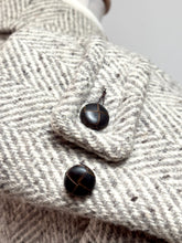 Charger l&#39;image dans la galerie, Manteau caban croisé à chevrons en pure laine vierge Made in Italy 50
