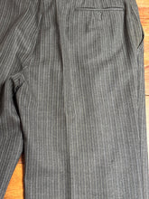 Načíst obrázek do prohlížeče Galerie, Třídílný vintage pruhovaný oblek Sportex by Dormeuil z čisté vlny, velikost M/48 
