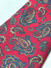 Charger l'image dans la galerie, Duo de cravates vintage Atkinsons / Charlot en laine et soie Made in England
