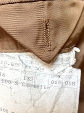 Charger l&#39;image dans la galerie, Manteau vintage beige croisé 100% camel hair Made in Italy
