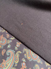 Charger l&#39;image dans la galerie, Rochas Paris écharpe double face vintage paisley en laine et soie Made in Italy
