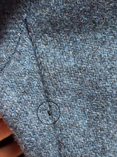 Load image into Gallery viewer, Harris Tweed X Cyrillus blazer bleu tweed vintage en laine 50 / L
