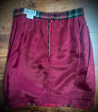 Charger l'image dans la galerie, Antonelle  ensemble tailleur jupe vintage 100% laine 36
