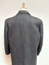 Načíst obrázek do prohlížeče Galerie, Vlněný kabát vintage kostkovaný, 48/M
