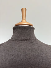 Načíst obrázek do prohlížeče Galerie, Zelený merino vlněný rolák Suitsupply M
