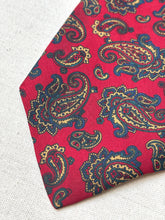 Charger l'image dans la galerie, Duo de cravates vintage Atkinsons / Charlot en laine et soie Made in England
