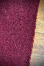 Načíst obrázek do prohlížeče Galerie, Zelená kašmírová šála Sulka vyrobená ve Skotsku
