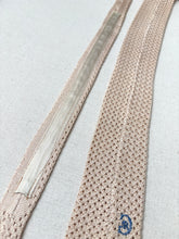 Charger l'image dans la galerie, Cerruti cravate tricot en soie Made in Italy
