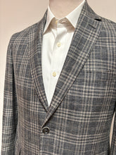 Carica l'immagine nel visualizzatore di Gallery, Abito a quadri Principe di Galles Suitsupply in pura lana, taglia 44

