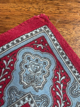 Lade das Bild in den Galerie-Viewer, Pochette rouge vintage à motif paisley 100% coton
