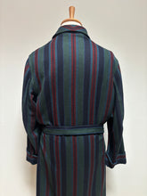 Charger l&#39;image dans la galerie, Red Lyon robe de chambre à rayures vintage en pure laine 52
