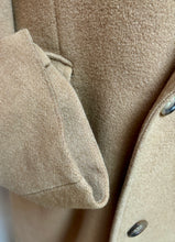 Charger l&#39;image dans la galerie, Manteau vintage beige croisé 100% camel hair Made in Italy
