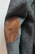 Load image into Gallery viewer, Harris Tweed X Charles Robertson blazer en laine  à chevrons 54

