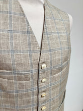 Načíst obrázek do prohlížeče Galerie, Kostkovaná vesta Scapa z lnu a bavlny, velikost 48/M
