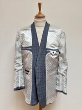 Afbeelding in Gallery-weergave laden, Suitsupply blazer marine en laine et lin Prince de Galles 52
