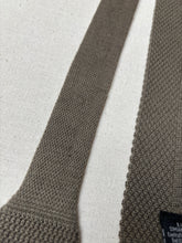 Charger l'image dans la galerie, Cravate maille vintage en laine vierge
