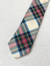Charger l'image dans la galerie, Zanolini cravate tartan en soie Made in Italy
