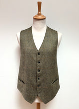 Charger l&#39;image dans la galerie, Burberry gilet vintage tweed en pure laine vierge 58
