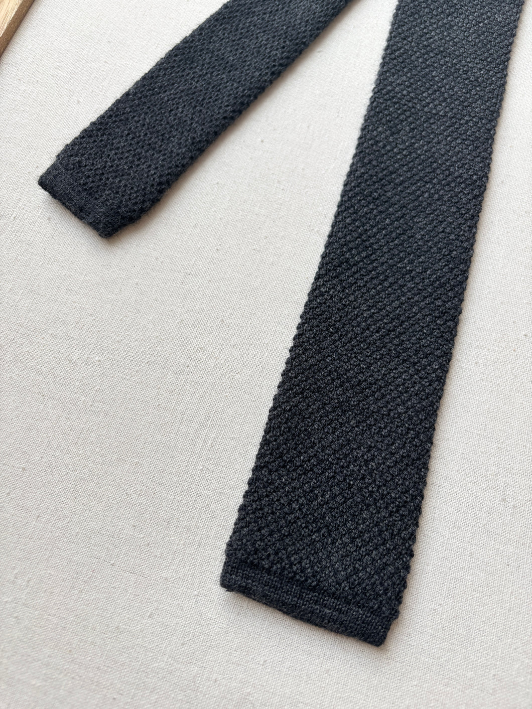 Cravate grise vintage tricot en pure laine