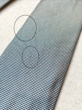 Charger l'image dans la galerie, A. Sulka &amp; Company cravate bleue vintage en soie naturelle soie
