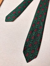 Charger l'image dans la galerie, Trio de cravates vintage all wool twill et soie Diony's / BWA Ltd Macclesfield England
