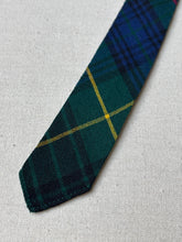 Charger l&#39;image dans la galerie, Cravate vintage tartan en pure laine
