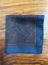 Charger l&#39;image dans la galerie, Trio de pochettes vintage paisley en soie

