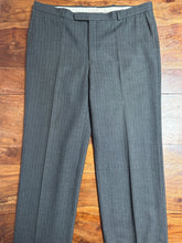 Načíst obrázek do prohlížeče Galerie, Třídílný vintage pruhovaný oblek Sportex by Dormeuil z čisté vlny, velikost M/48 

