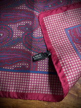 Charger l'image dans la galerie, Pochette paisley vintage en soie Made in Italy
