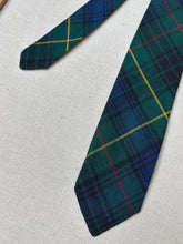 Charger l&#39;image dans la galerie, Cravate vintage tartan en pure laine
