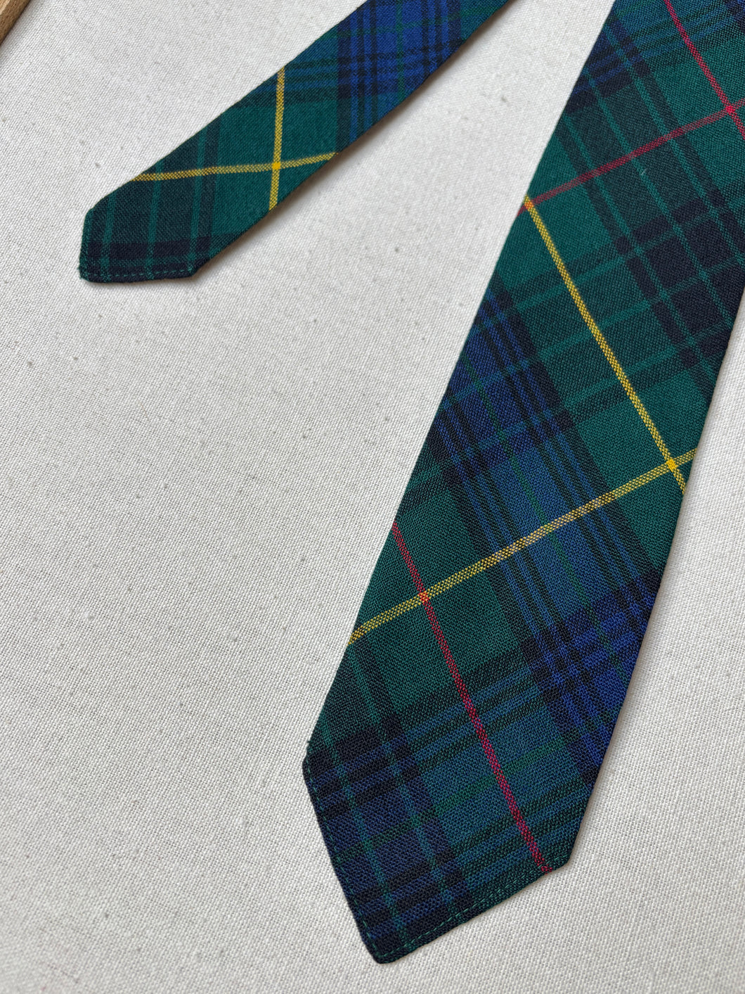 Cravate vintage tartan en pure laine