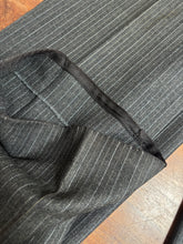 Načíst obrázek do prohlížeče Galerie, Třídílný vintage pruhovaný oblek Sportex by Dormeuil z čisté vlny, velikost M/48 
