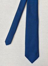 Načíst obrázek do prohlížeče Galerie, Klubová kravata Personality Milano z grenadinového hedvábí, vyrobeno v Itálii
