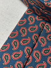 Load image into Gallery viewer, Caleffi Roma X Vivax London cravate paisley en soie Made in England
