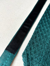 Charger l'image dans la galerie, Gianfranco Ferre cravate vintage verte en maille 100% soie Made in Italy
