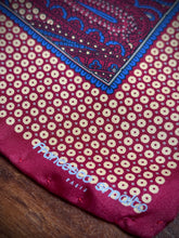 Charger l'image dans la galerie, Pochette paisley vintage en soie Francesco Smalto Made in Italy
