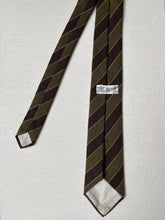 Charger l'image dans la galerie, Cravate club vintage en laine Made in Italy
