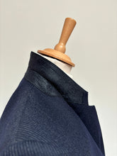 Charger l&#39;image dans la galerie, Costume bleu marine vintage deux pièces en laine vierge S
