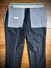 Cargar imagen en el visor de la galería, Scapa costume bleu gris à carreaux fenêtre deux pièces en laine et cachemire 48
