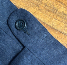 Charger l'image dans la galerie, Pantalon bleu marine vintage à doubles pinces en pur lin 52/54
