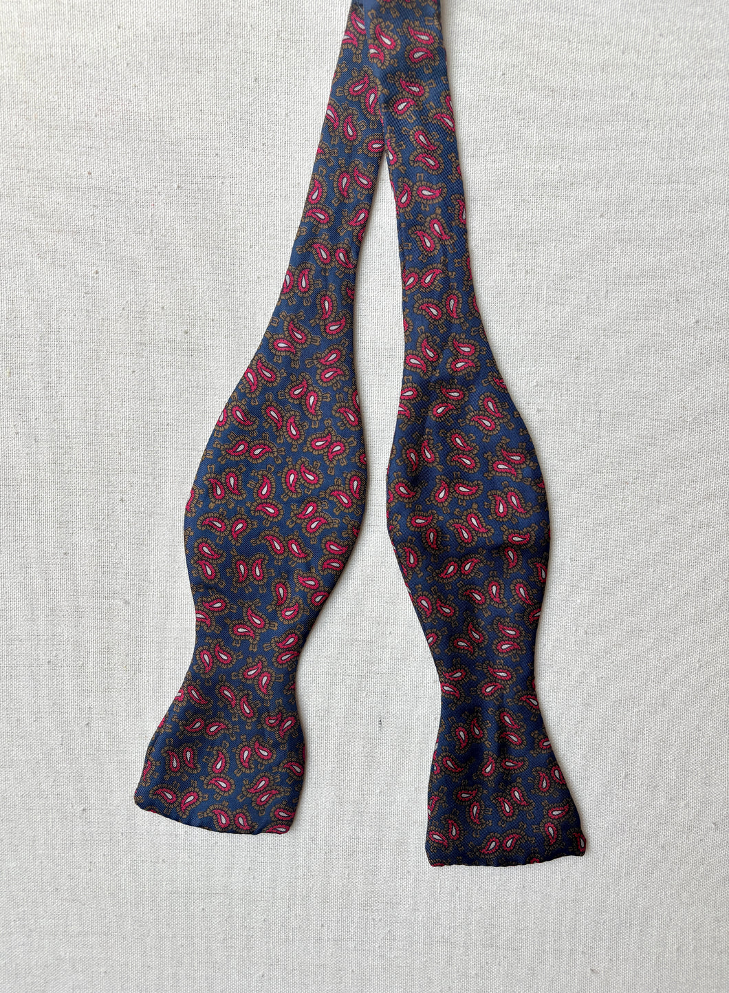 Madelios noeud papillon vintage paisley bleu en soie