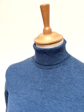 Načíst obrázek do prohlížeče Galerie, Zelený merino vlněný rolák Suitsupply M
