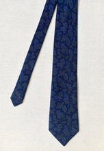 Charger l'image dans la galerie, Curling cravate paisley en soie Made in France
