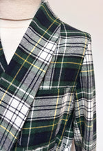 Charger l'image dans la galerie, Belvedere Wien robe de chambre tartan vintage à col châle  50/L
