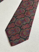 Lade das Bild in den Galerie-Viewer, Michelsons cravate en soie à motif floral Made in England
